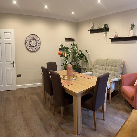 Adam'S Place, Watford Wd17 2Py 빌라 외부 사진