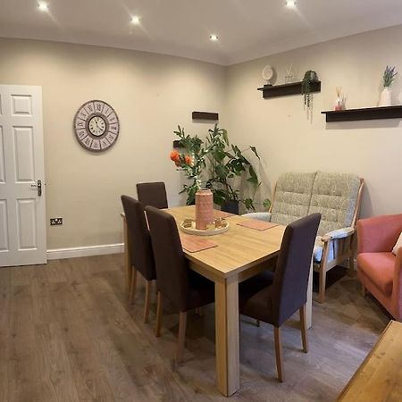 Adam'S Place, Watford Wd17 2Py 빌라 외부 사진